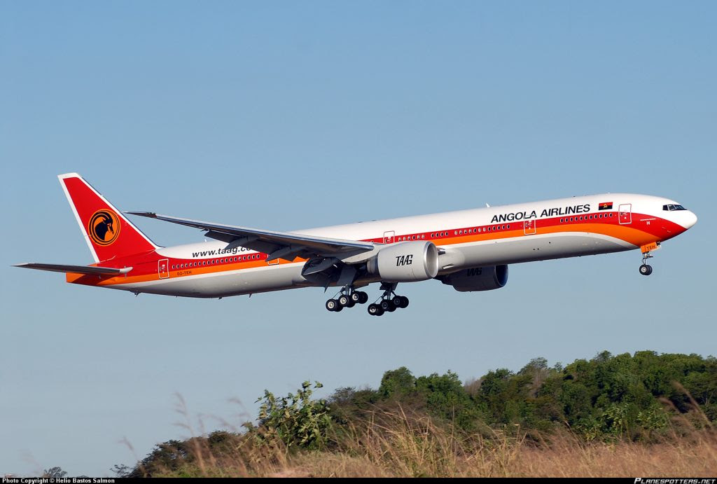 d2-teh-taag-linhas-aereas-de-angola-airlines-boeing-777-3m2er_planespottersnet_256895