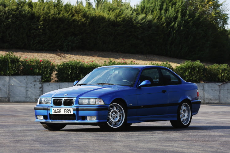 E36-BMW-M3-race-track-1