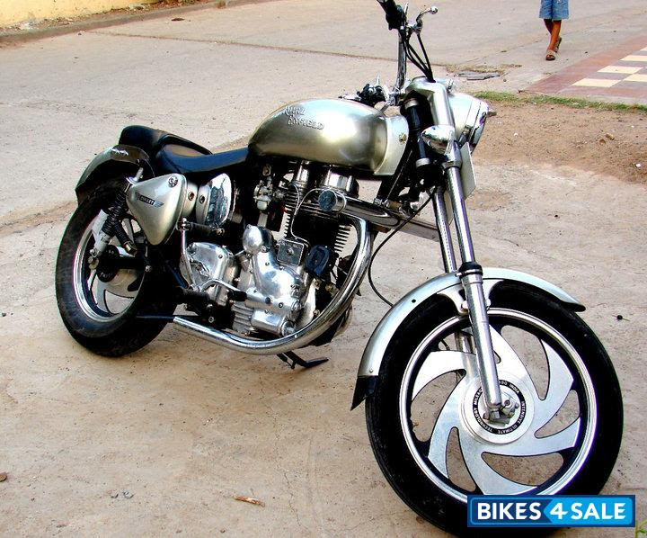 Silver Royal Enfield Bullet Modified Bullet Picture 9