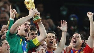 Spain's players celebrate winning the World Cup in South Africa