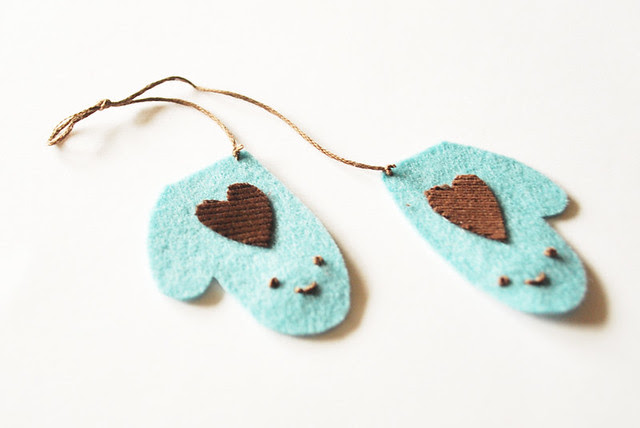mitten ornament!