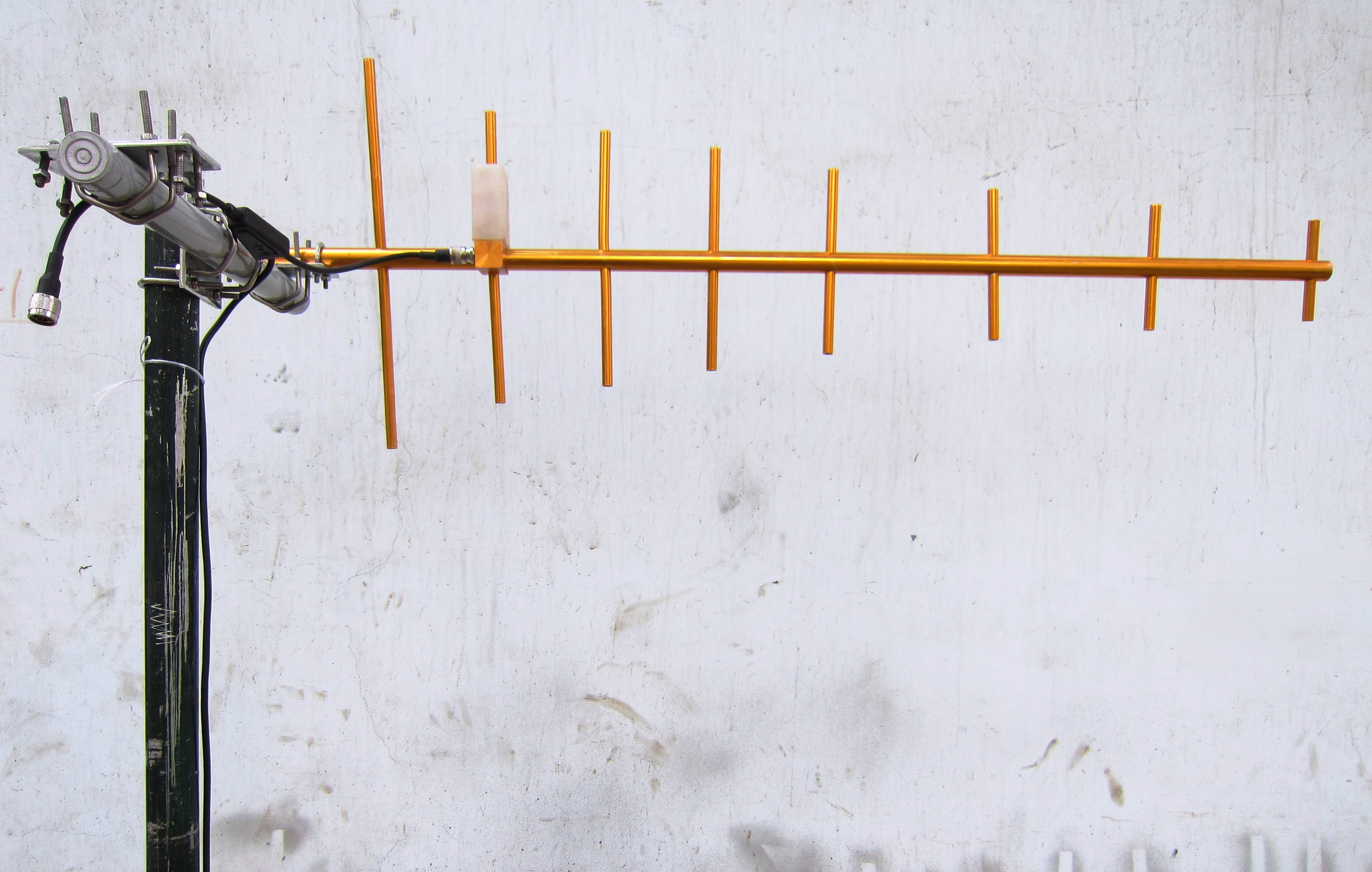 Uhf Antenna: Uhf Yagi Antenna Suppliers