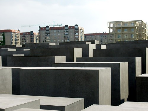 http://farm5.static.flickr.com/4141/5415113462_9a3ce9b04f.jpg