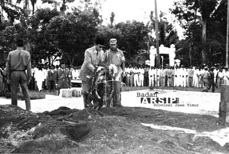 Tonys-file-622.jpg?w=460&h=309