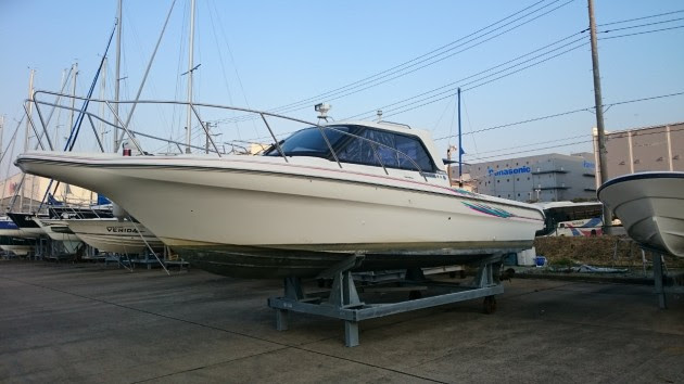 中古艇情報に ヤマハfc 26 エアコン付 を追加致しました 小型船舶免許 ボート免許 を東京で取得 マリーナ リトル オーシャン 東京