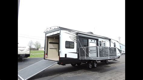 One of the most beautiful—and perhaps overwhelming—parts of buying an rv is finding the right floor plan for you. Awesome New Floorplan 37' 2017 Torque T32 1-Slide Side