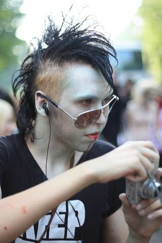 Zombie Walk in Saint Petersburg, Russia (85 pics)