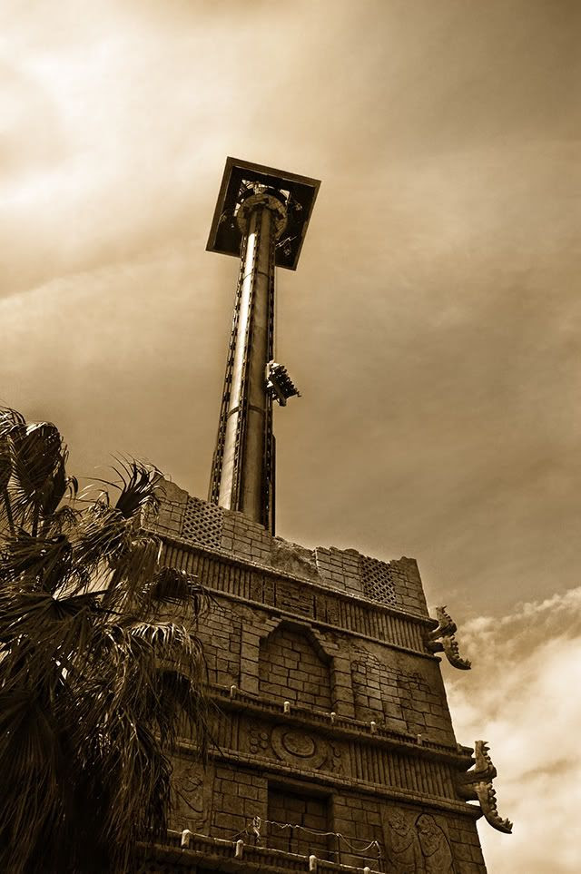 Hurakan Condor - Port Aventura [enlarge]