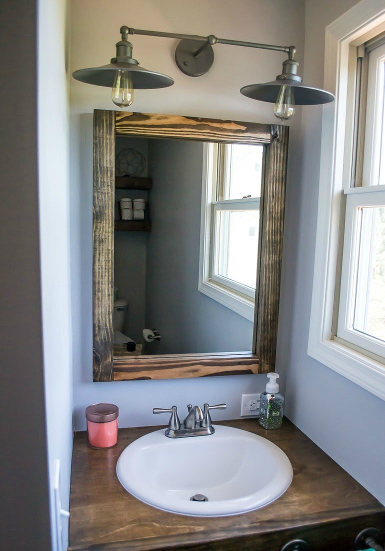 Bathroom Vanity Lighting Ideas And Pictures - 27 Must See Bathroom Lighting Ideas Which Make You Home ... : Since the storage is built with the basin, this furniture will dress up your bathroom's look without even taking too much space.
