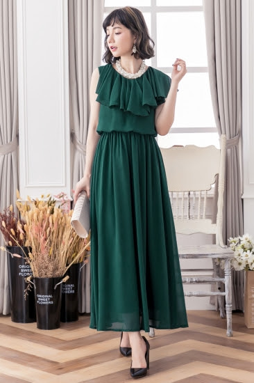 冬の結婚式コーデの疑問を解決 冬っぽさを倍増させる人気の結婚式ワンピース ドレス Dress Code Note