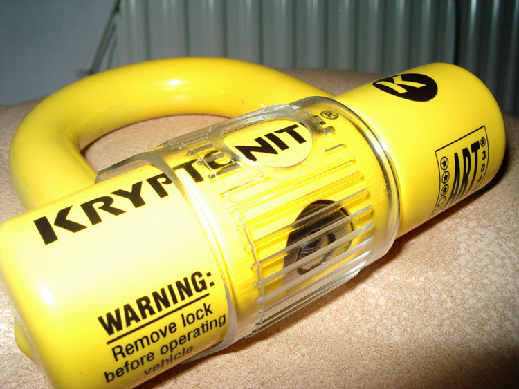 @Kimme: Het intresseerd me vrij weinig hoe oud je bent of wat je claimt in 