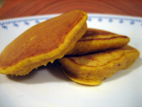 yummy pumpkin pancakes....naked