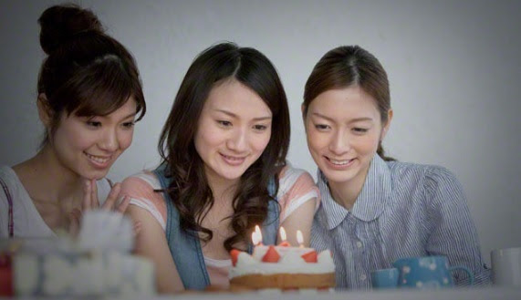 友達を感動させる誕生日メッセージ 手紙の例文 男友達 女友達 素敵な誕生日のサプライズを