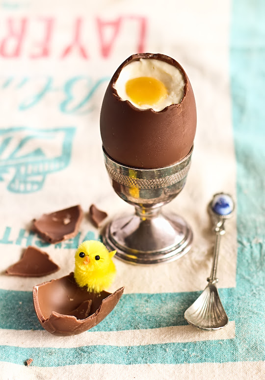 Cheesecake Filled Chocolate Easter Eggs by raspberri cupcakes
