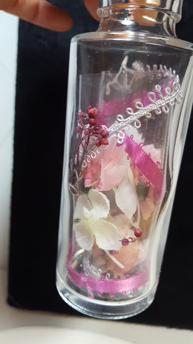 ハーバリウム リボンを入れるには 綺麗な作り方3つの方法 花づくし 色々なお花を楽しみつくします