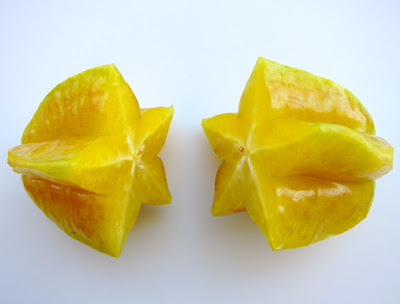 ２つに切ったスターフルーツ14 沖縄写真素材あじまぁ