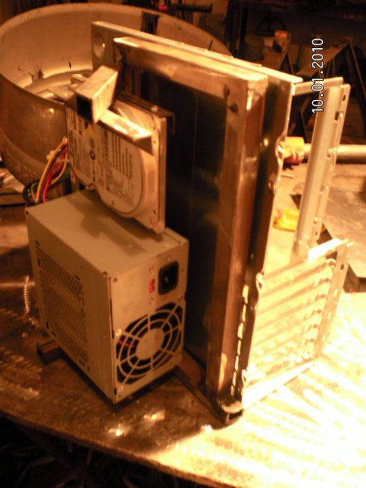 Beer Keg PC Mod (43 pics)