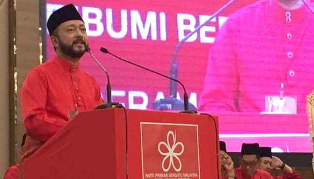 Mukhriz21