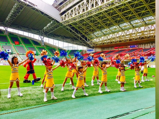 10 8 土 ｉｎａｃ神戸レオネッサの試合の出演しました 神戸ファイニーズ キッズチアスクール ブログ