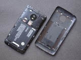 You access the battery - Motorola Moto G5 review