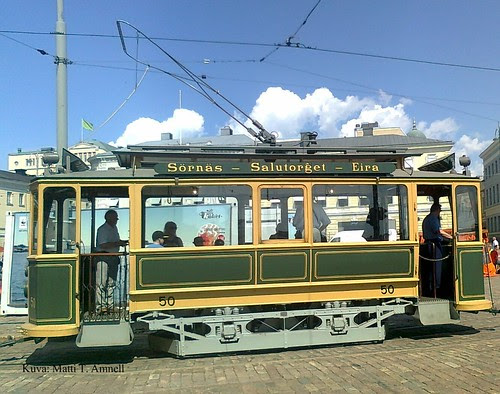 Raitiovaunulla Helsingissä by Anna Amnell