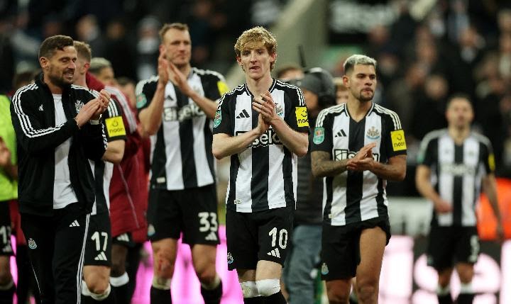 Hasil Akhir Carabao Cup: Newcastle United Kalahkan Liverpool 2-1 dan
Jadi Juara