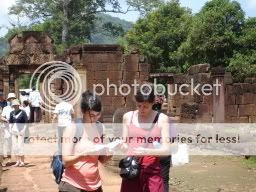 Painstakingly beautiful tourists at Bantay Srei