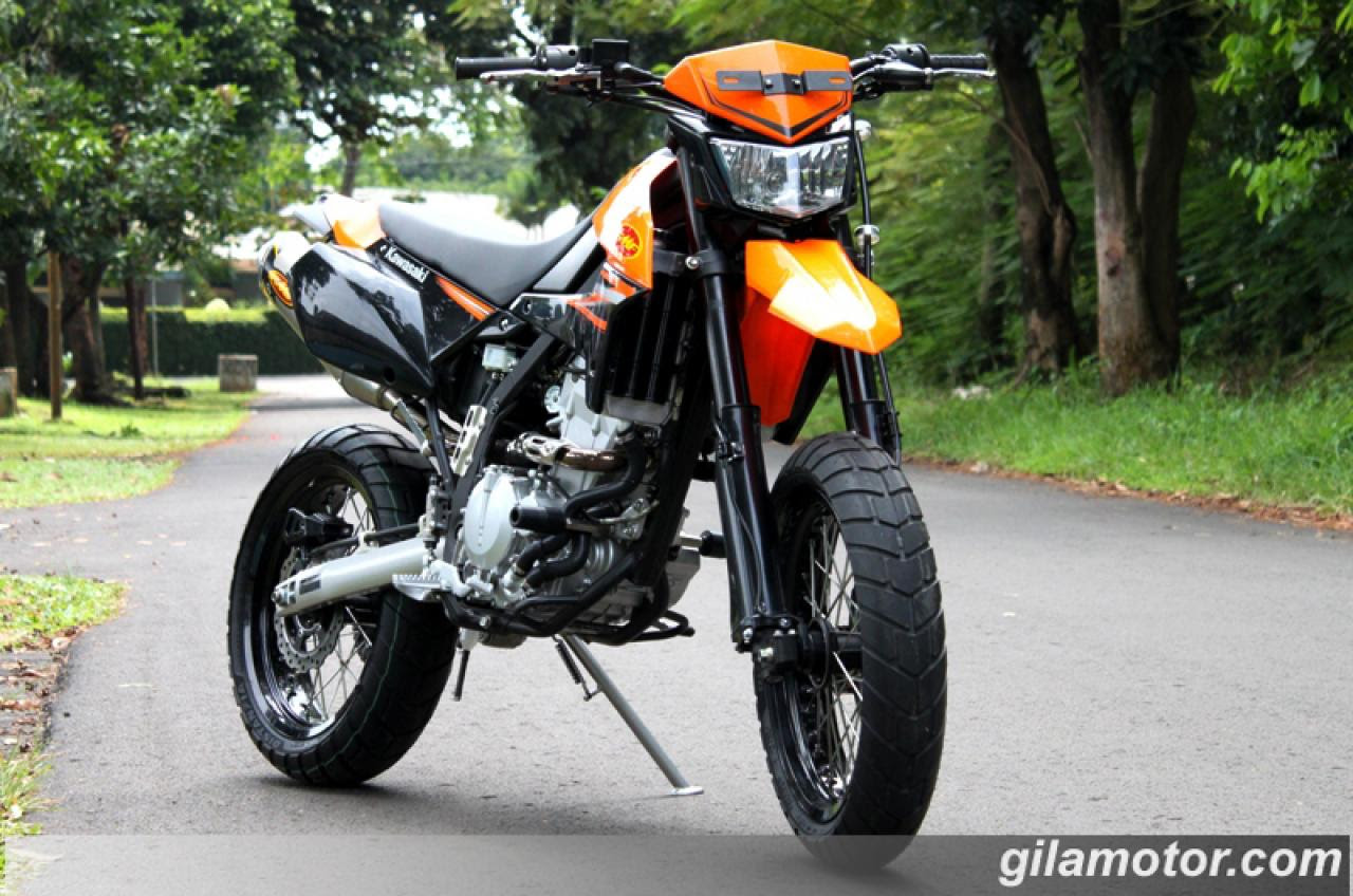 2013 Kawasaki D-Tracker X - Moto.ZombDrive.COM