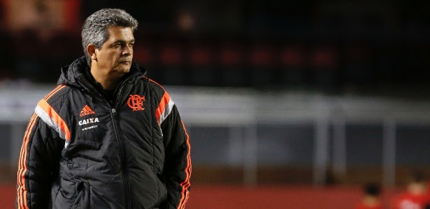 O técnico Ney Franco retorna ao Vitória após uma passagem ruim pelo Flamengo 