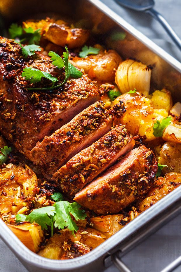 Easy Dinner Party Meal - Italian Dinner Party Recipes | The TipToe Fairy / Hot sauce lends mild heat that's delectable with the smoky topping.