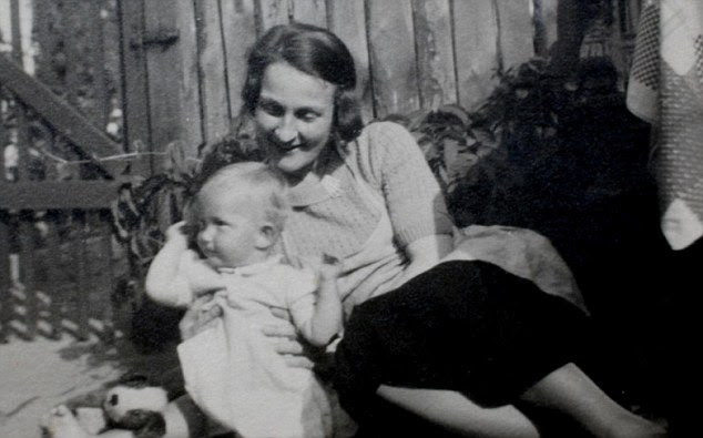 Rahel Mann was thrown out of hospital in June 1937 hours after she was born because of her mother's Jewishness, her mother Edith later had her baptized in the hope that it would save her from the Holocaust to come