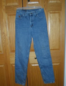 Vintage high waisted jeans and crop top ypsilanti