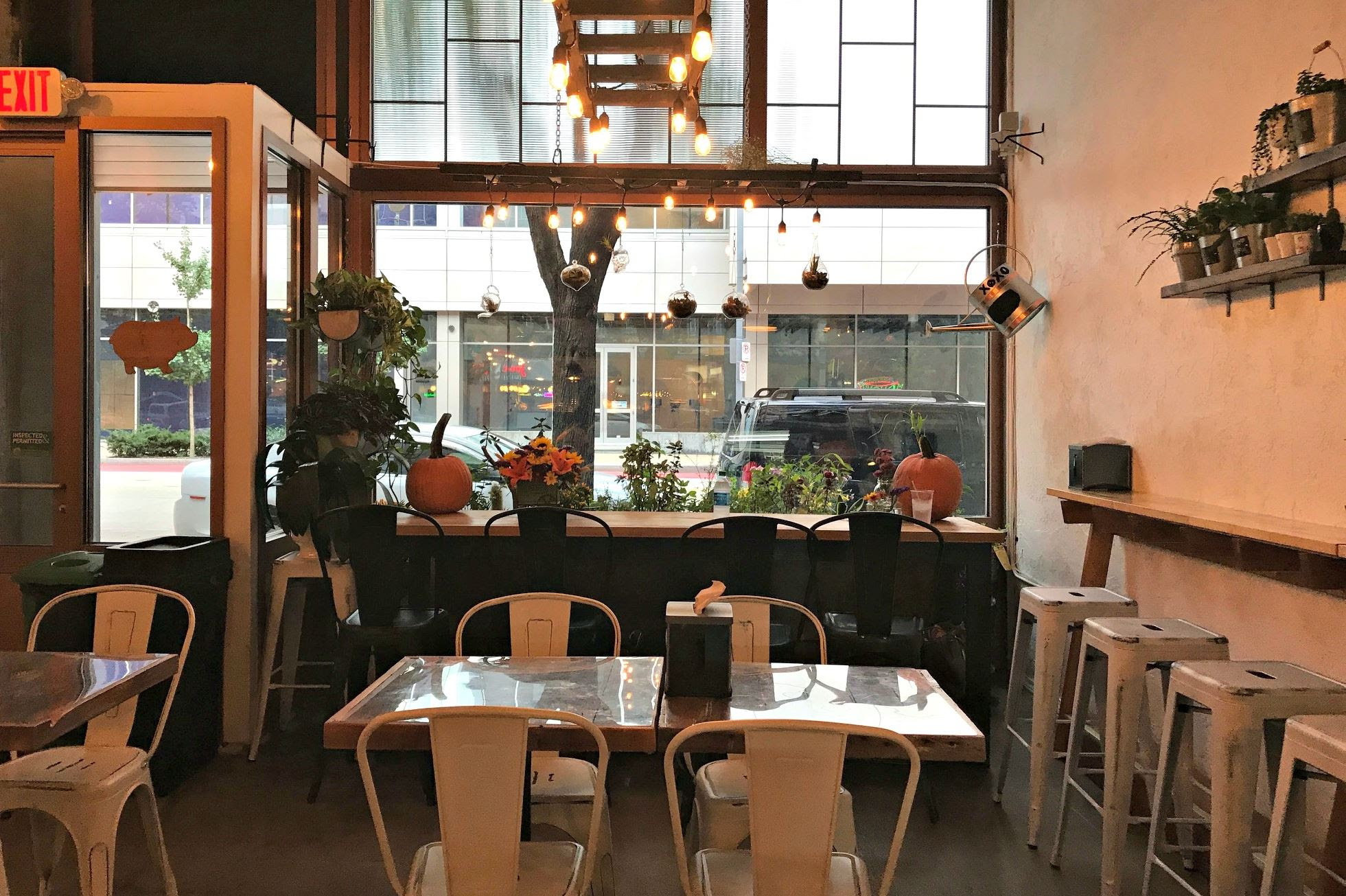 New Downtown Korean Restaurant Serves Bulgogi And Fried Chicken