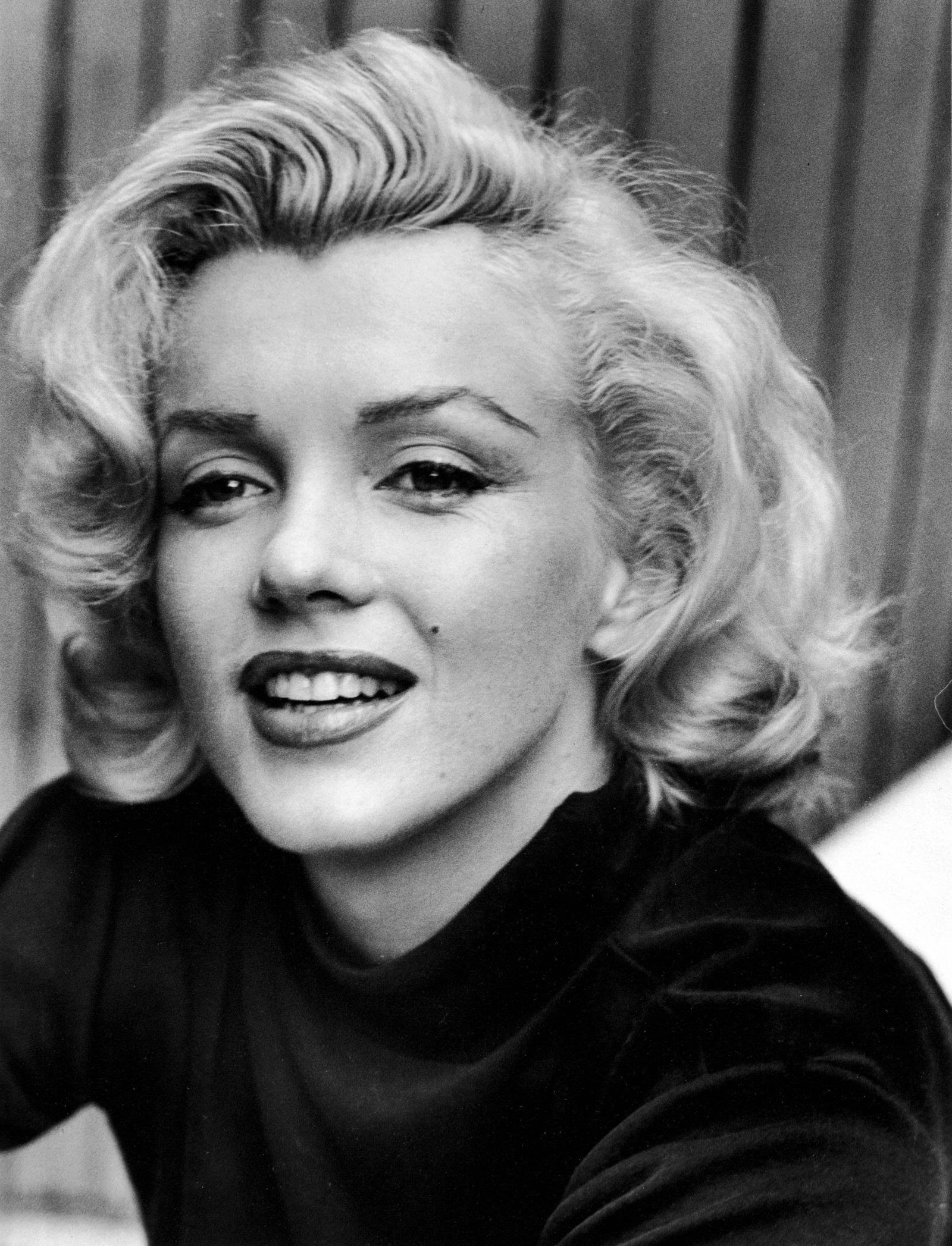 Platinum Blonde Short Hairstyles Short Hairstyles For Women And Man
