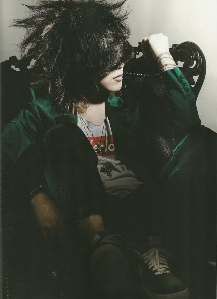  photo SHOXX245-08.jpg