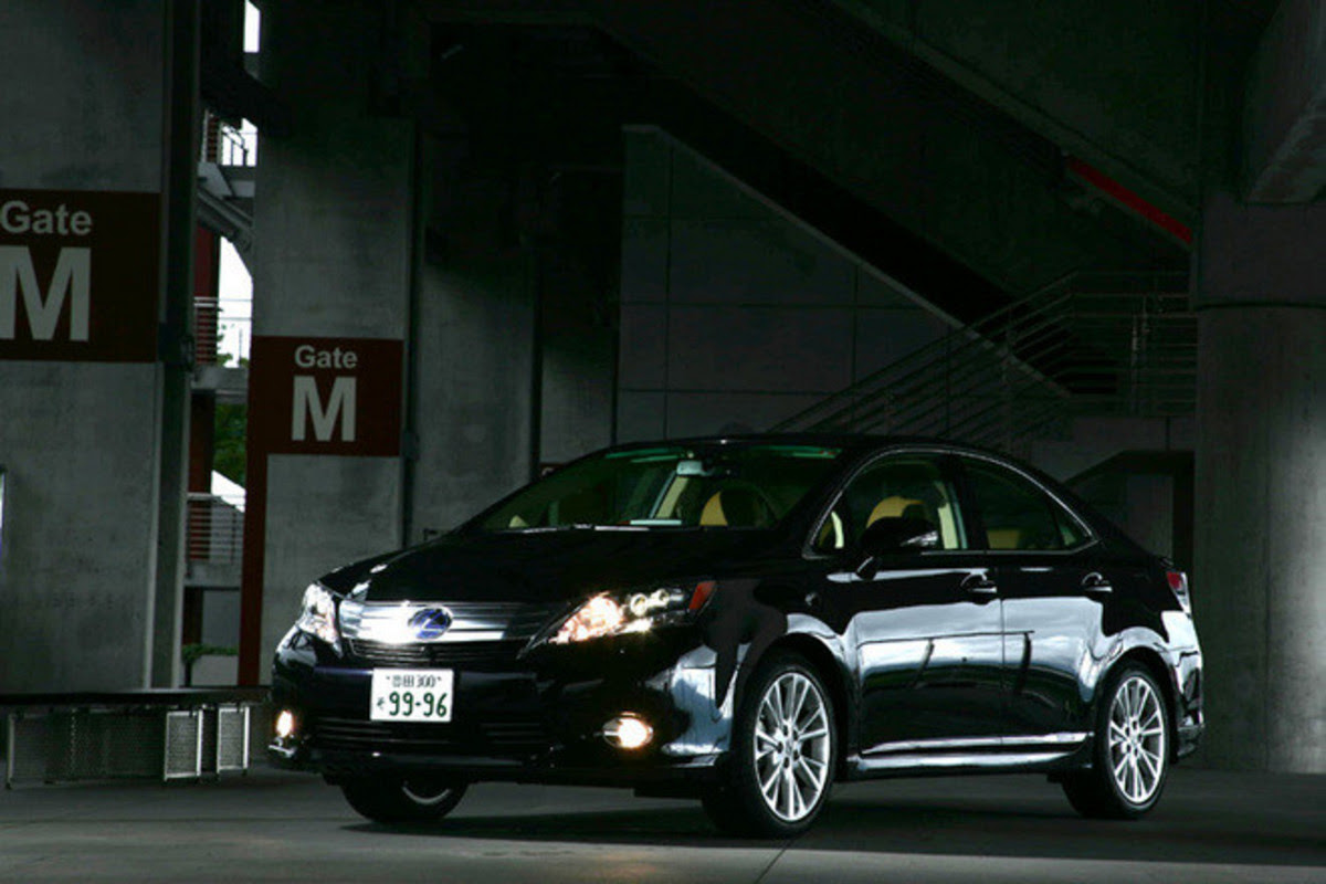 レクサスhs250h バージョンl Ff Cvt 試乗記 プリウスとは はっきり違う Webcg