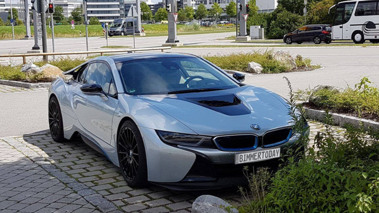 BMW-i8-S-Performance-Prototyp-Safety-Car-Formel-E-11