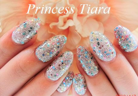 マルチカラーラメネイル 豊田市のネイルサロン スクールprincess Tiara