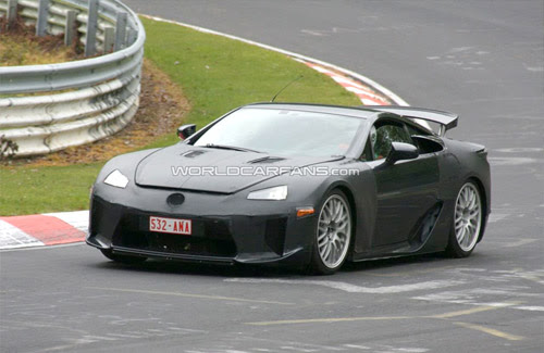 2011 Lexus LFA with extending wing 3