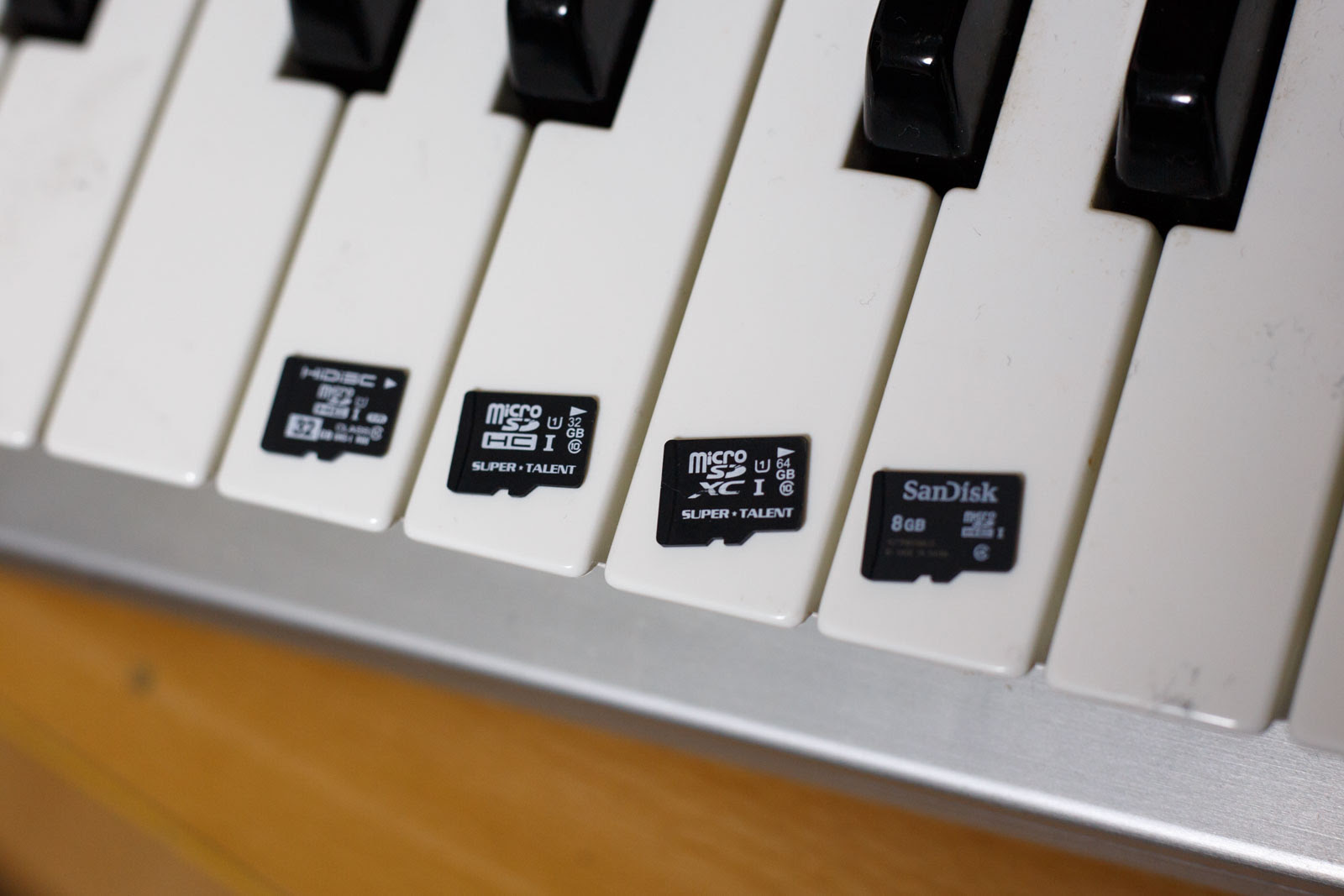 Hidisc 安価なmicrosdhcカード32gb Music Box