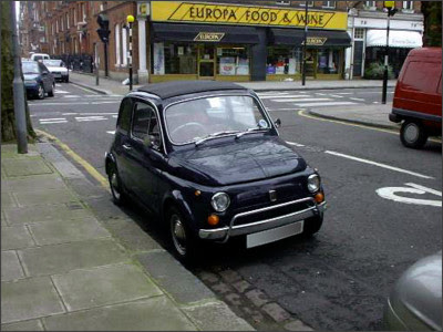 http://ja.wikipedia.org/wiki/%E3%83%95%E3%82%A1%E3%82%A4%E3%83%AB:FIAT_NUOVA500L_in_London-12Mar1999.jpg