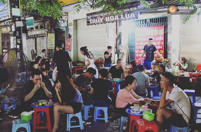 Qu&#225;n ch&#225;o sườn đắt đỏ nhưng l&#250;c n&#224;o cũng đ&#244;ng kh&#225;ch bất kể ng&#224;y n&#243;ng hay lạnh - Ảnh 3.