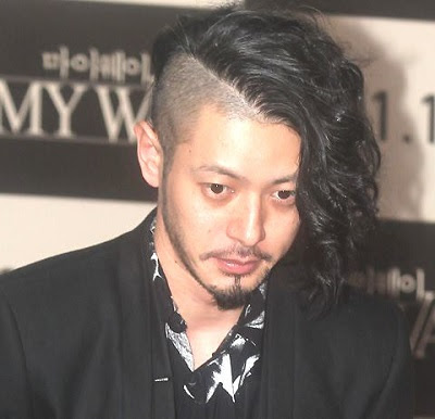 個性派イケメン俳優オダギリジョーの髪型まとめ 奇抜なものから真似できるものまで Akogare