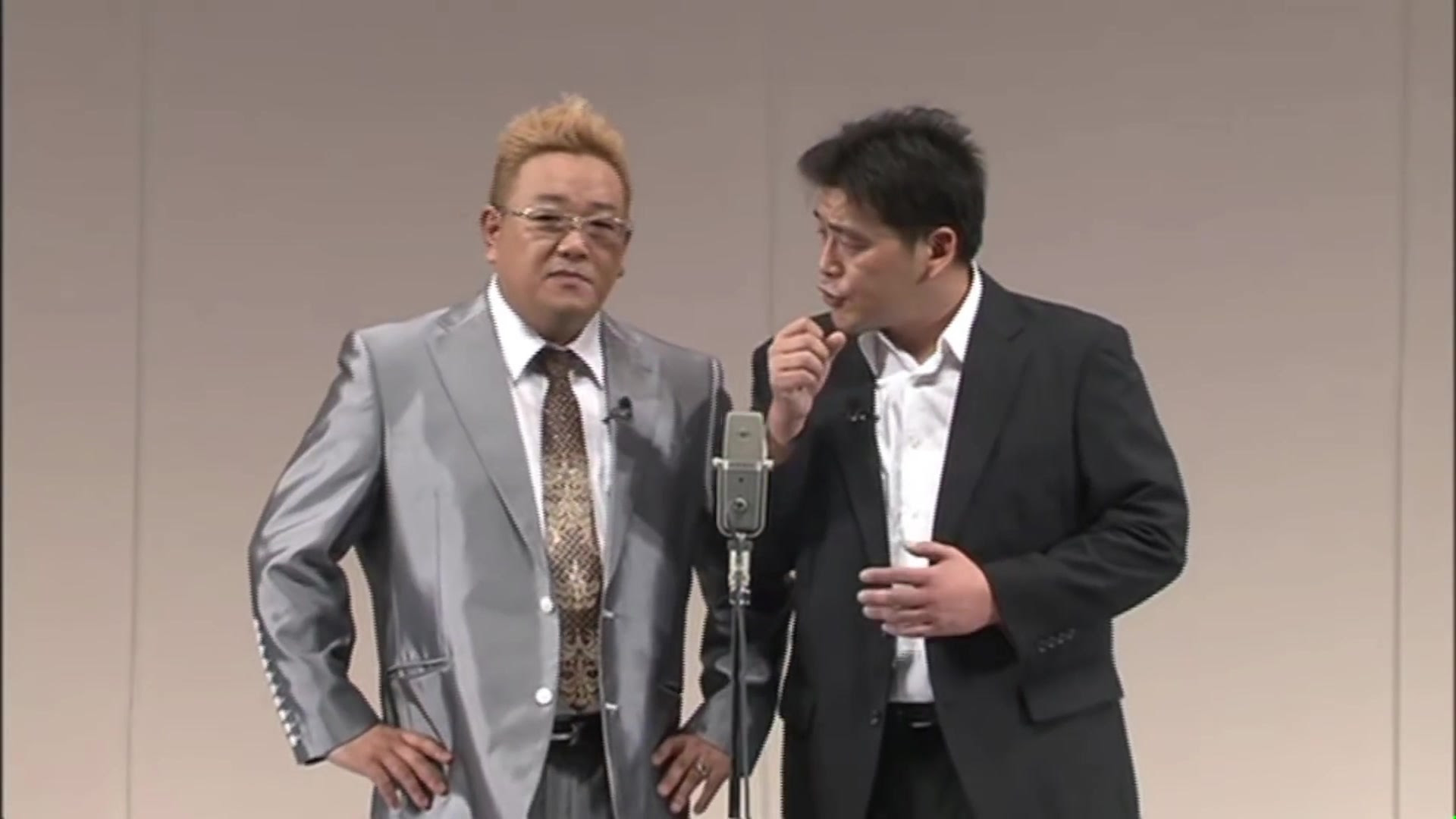 公式 サンドウィッチマン 漫才 ヒーローインタビュー 哔哩哔哩 Bilibili