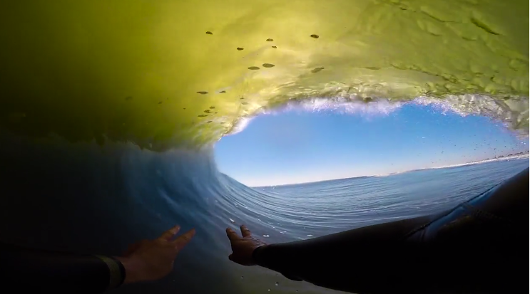 動画 ナミビアのパーフェクトバレルサーフィン Surf How