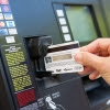 Adevărul DUR despre comisioanele băncilor. Cum sunt FURAŢI românii cu cardul
