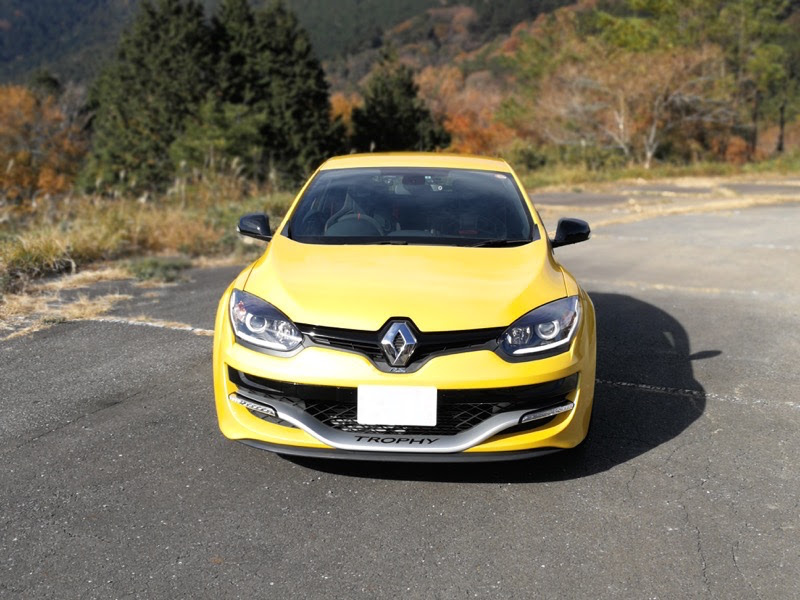 ルノーメガーヌrsの瞬発力と存在感はウサイン ボルト級 Yoyolegalegaのブログ Bmwの 駆けぬける歓び を検証 みんカラ