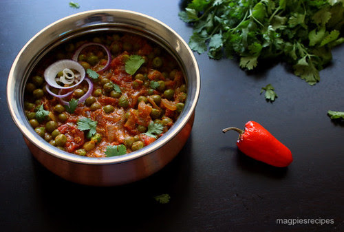 Tomato and Peas curry 