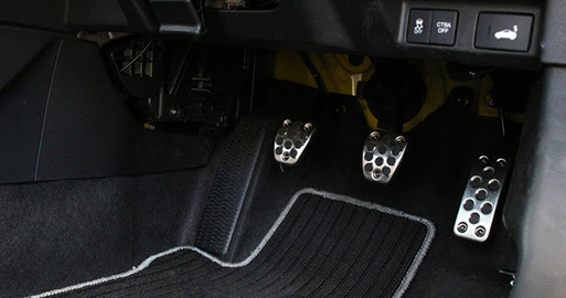 初心者のための運転方法 ２ 車を動かしてみましょう