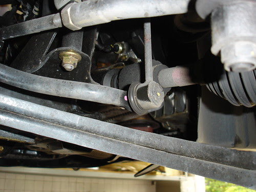 Front Right Faulty Suspension Link